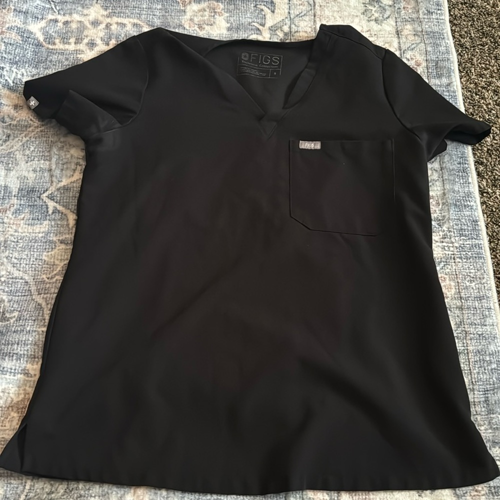 Figs small black top